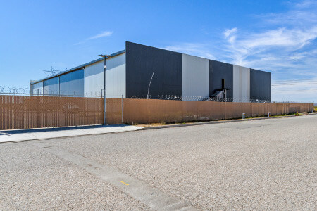 Industrial Building - Adelanto